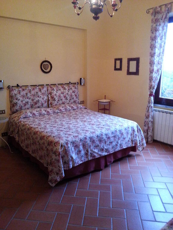 Gli Aceri B&B アルコラ 部屋 写真